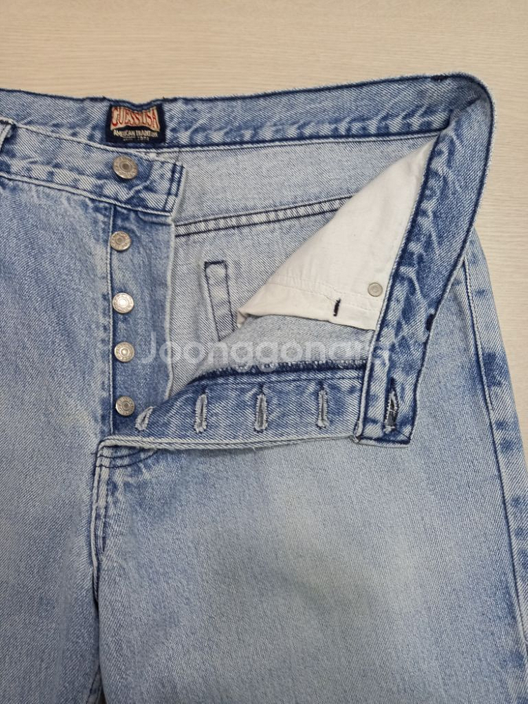 36 GUESS 캐나다 버튼플라이 일자진 365--5
