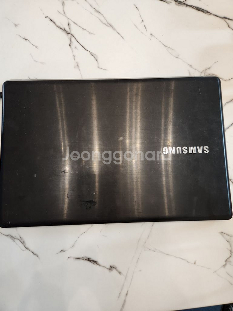 삼성 nt500r5l-m35m 모델 노트북 팝니다 i3--1
