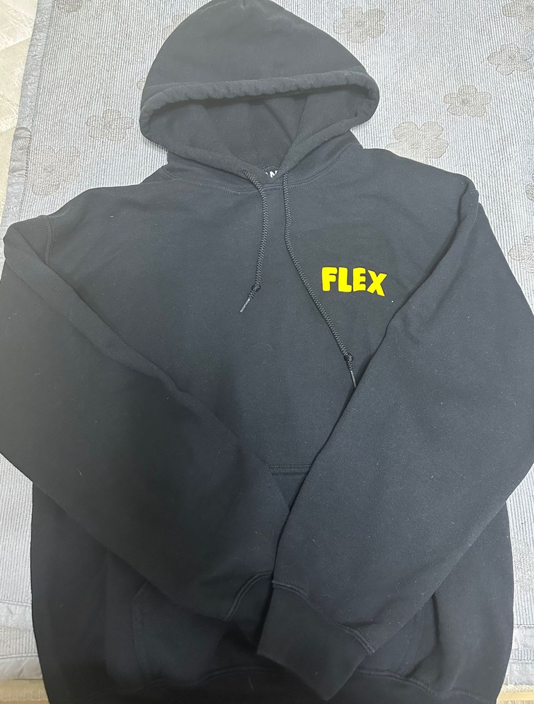 염따 FLEX 밴틀리 후드 블랙