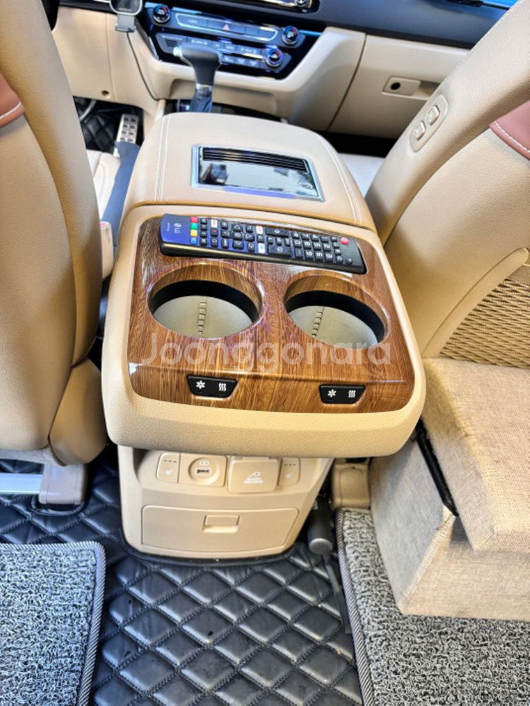 올뉴 카니발 하이리무진 노블레스 가솔린(18년형)--5