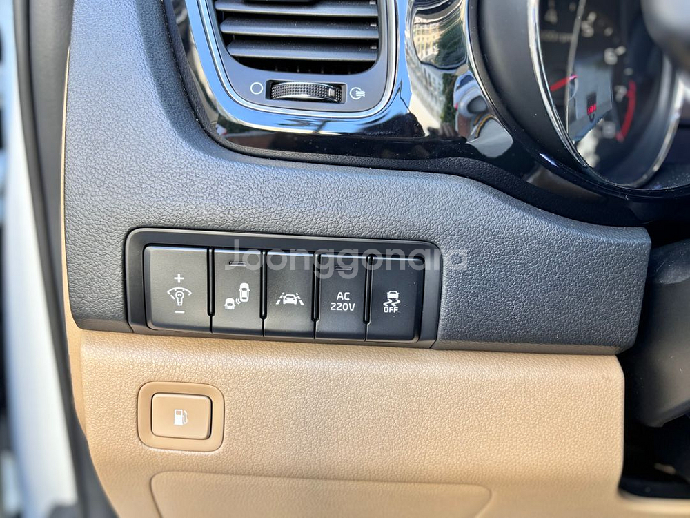 올뉴 카니발 하이리무진 노블레스 가솔린(18년형)--3