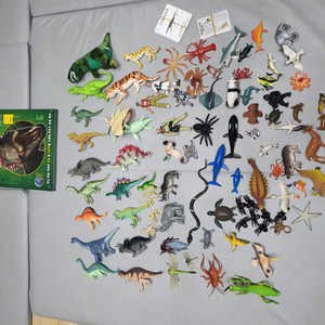 공룡 동물 피규어 및 공룡가이드북 일괄판매