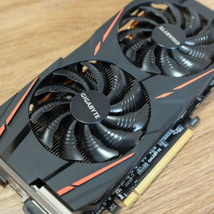 기가바이트 RX580