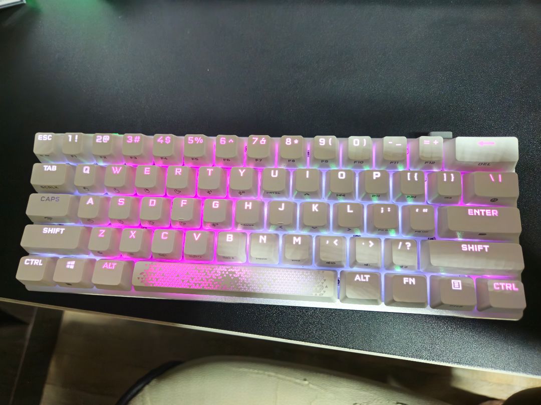 커세어 k70 mini 판매합니다.