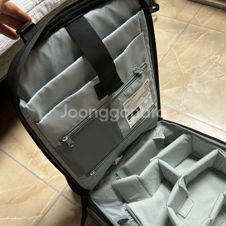 asus rog 백팩 16인치 수납--3