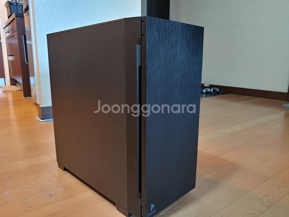 PC데스크탑 4대 판매. 개별, 묶음판매 가능--1