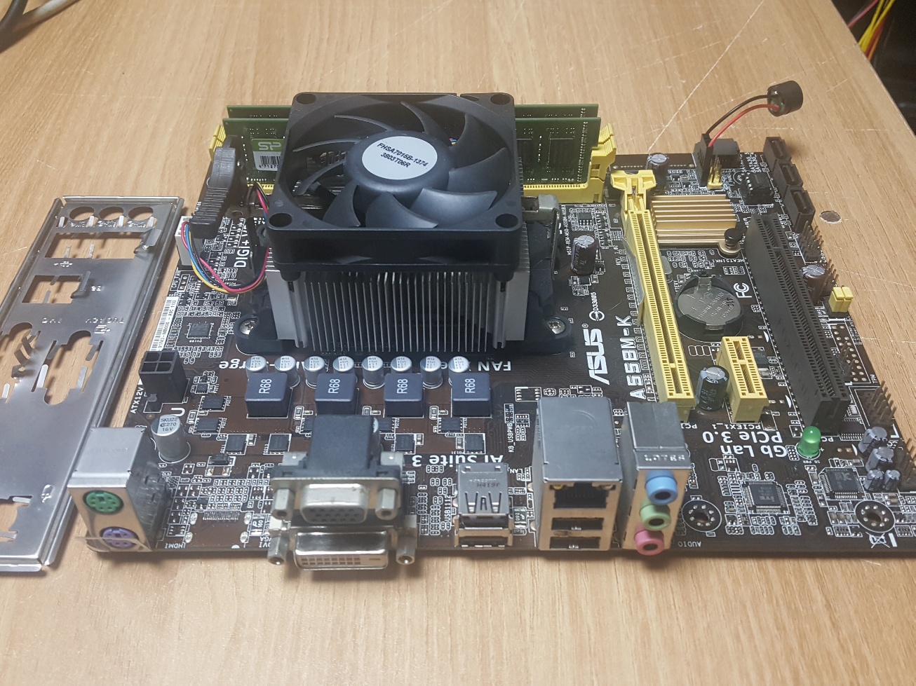 25-AMD A10-5800K cpu+메인보드+램8Mb