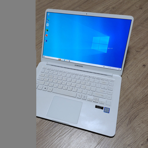 삼성 15인치 노트북 올웨이즈 NT900X5N-X58W