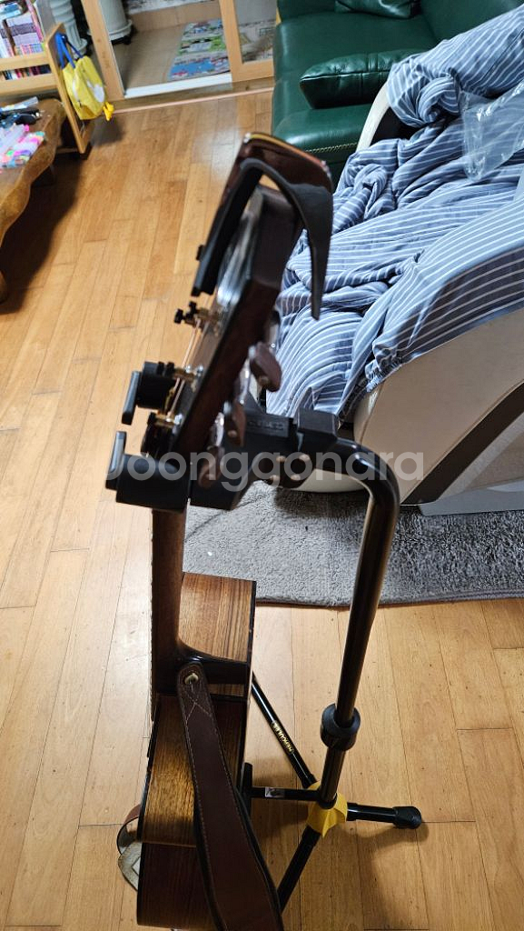 허큘리스 기타 거치대 판매합니다.(1단)--2