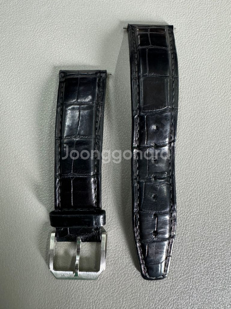 IWC 파일럿 크로노그래프 스틸--2