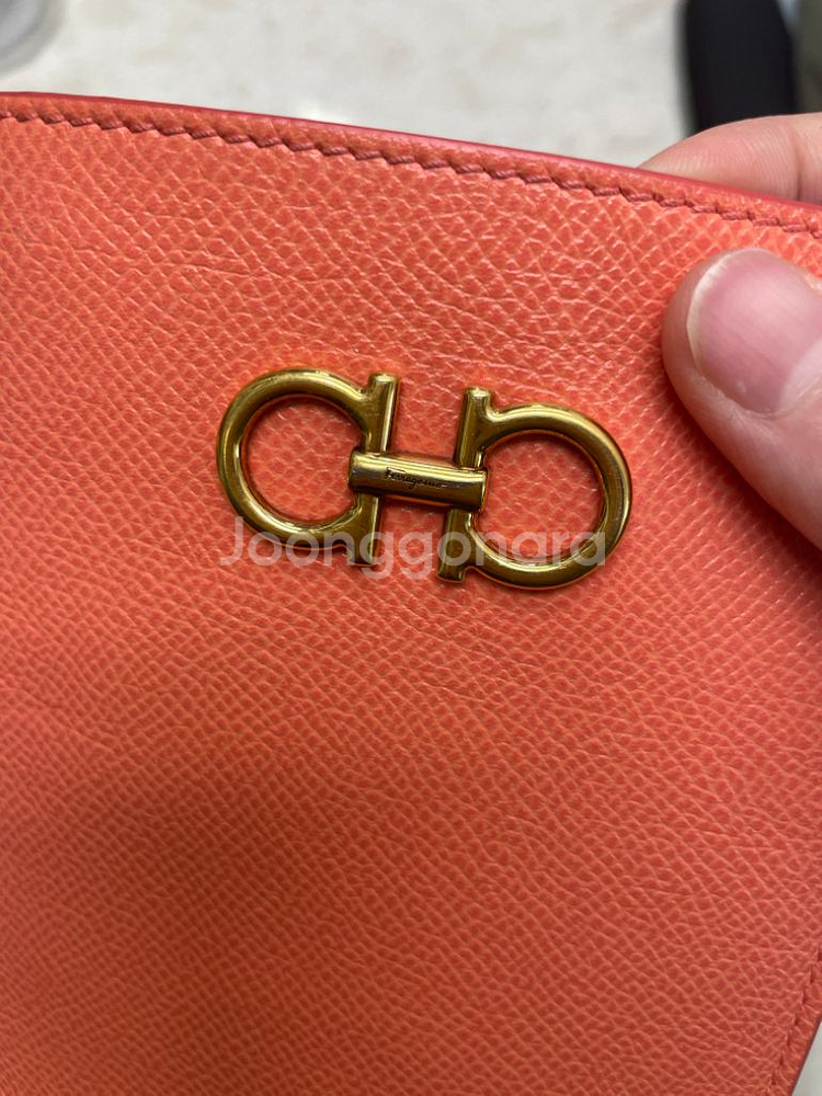 페레가모 간치니 핸드폰케이스--1