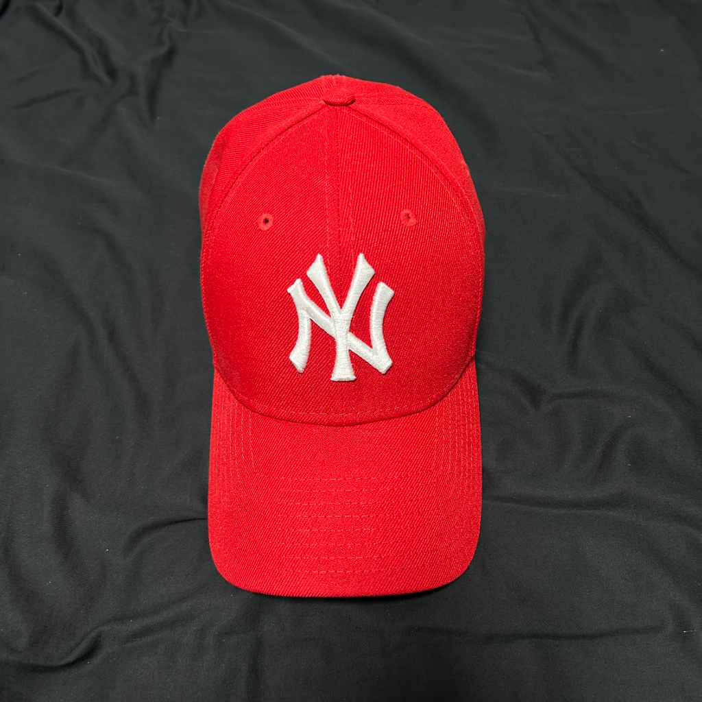 뉴에라 MLB 베이직 볼캡 모자 뉴욕레드