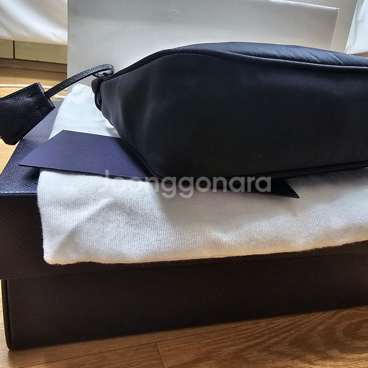 프라다 나일론 테수토 호보백--3