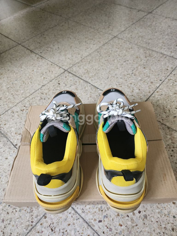 발렌시아가 남자 신발 트리플 그린--4