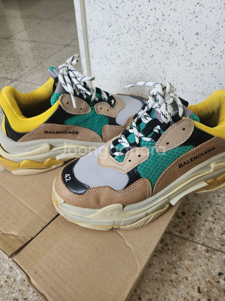 발렌시아가 남자 신발 트리플 그린--9