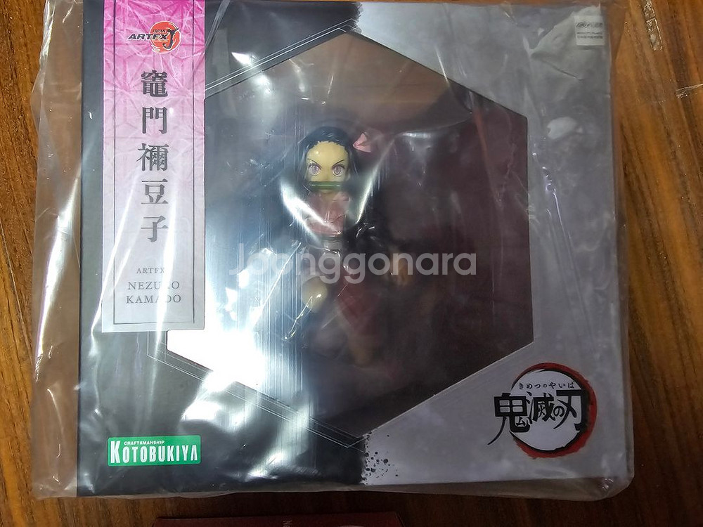 귀칼 네즈코, 미쿠 피규어 팝니다--1