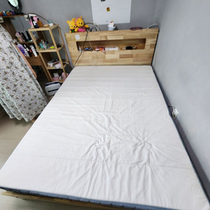 퀸 매트리스 이케아 에서산거 팔아요