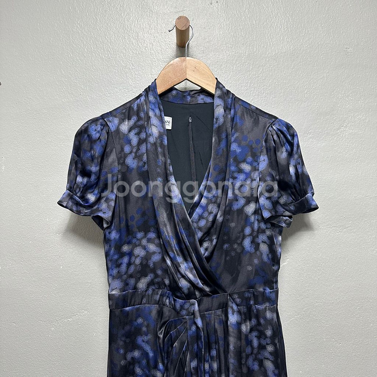 아르마니 꼴레지오니 패턴 디테일 원피스--1