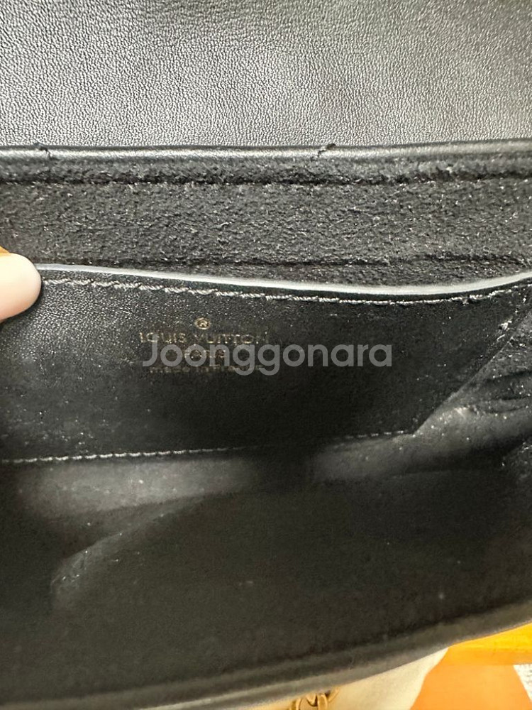 루이비통 뉴웨이브 멀티포쉐트--5