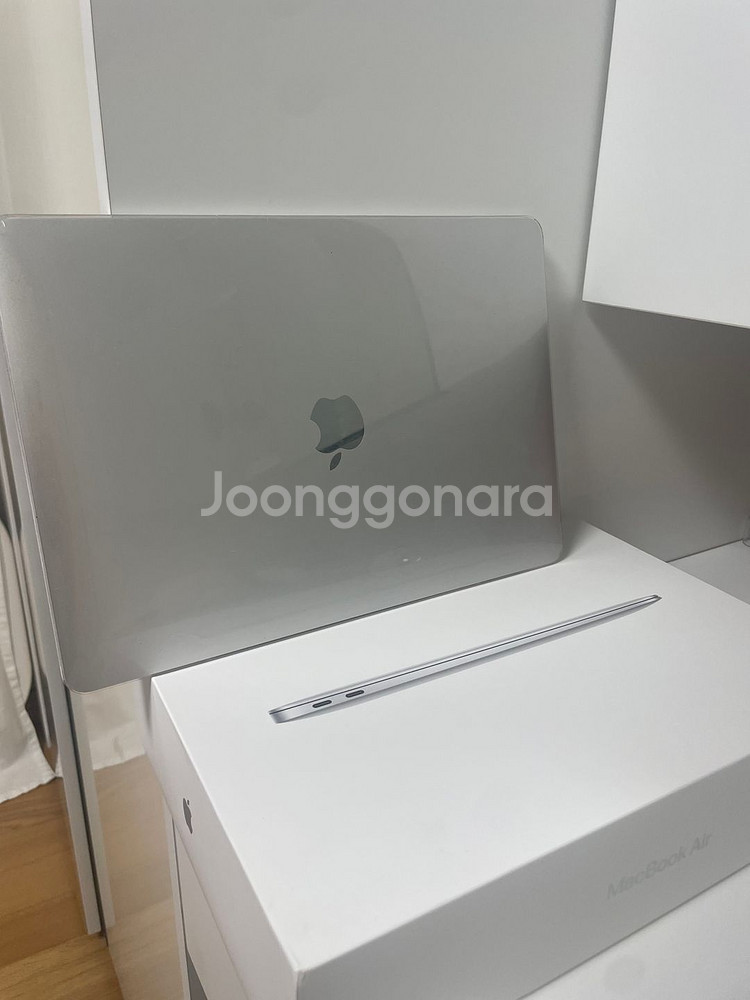 맥북에어 m1 8GB 256GB 판매 상태최상--1