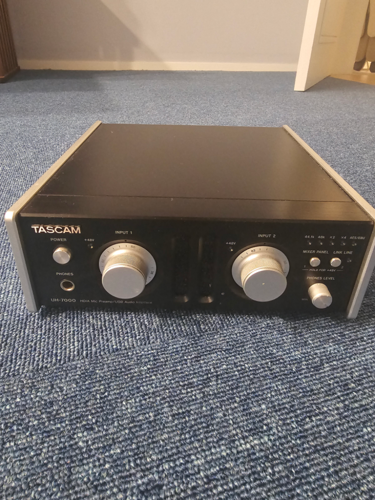 Tascam uh2000 타스캠 오디오인터페이스 팝니다