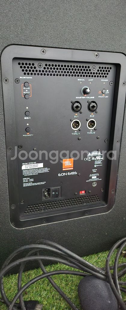 JBL EON618S(앰프내장 우퍼스피커 팝니다--1