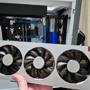 AMD RADEON VII HBM2 16GB