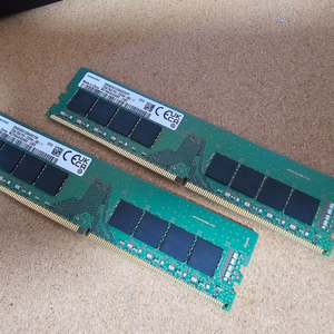 삼성 DDR4 3200 32G 2개(64g)