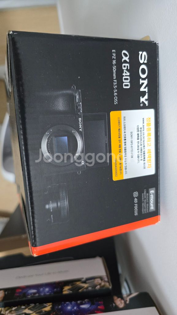 소니 a6400+ 16-50 렌즈 + 배터리 2개--3