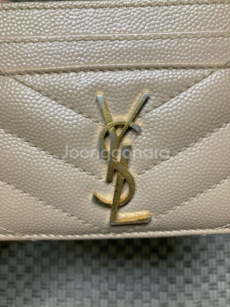 입생로랑 모노그램 금장 카드지갑--3