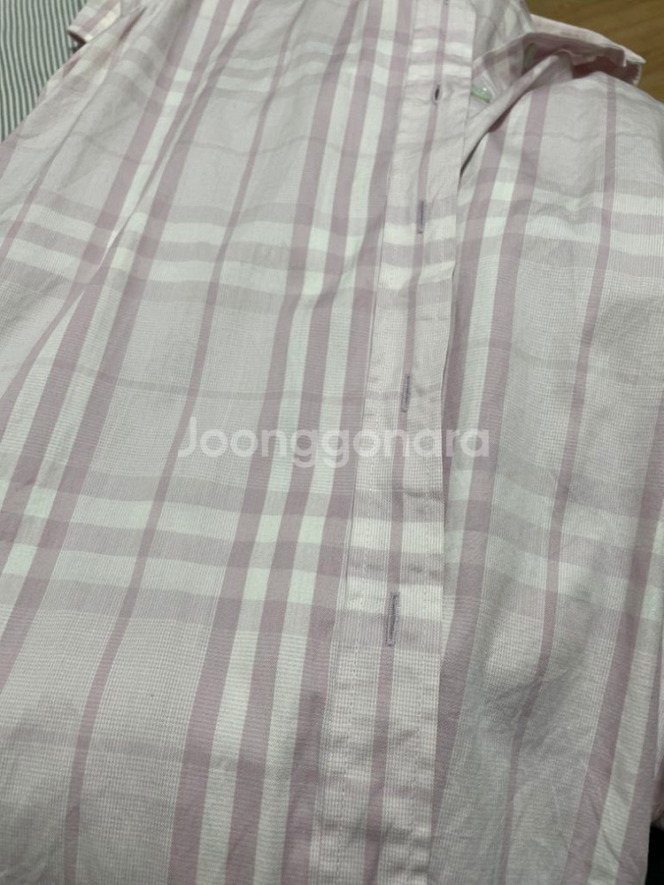 버버리 여성셔츠 신라구입 스몰--1