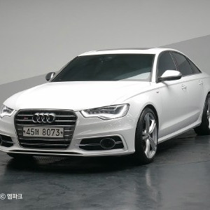 @13년식 S6(4세대) 4.0 TFSI 콰트로 전국