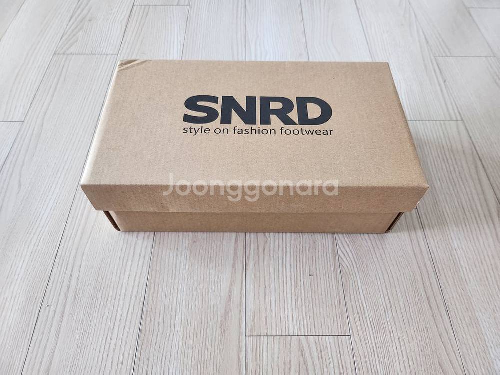 펀칭 아쿠아슈즈(새상품)--1