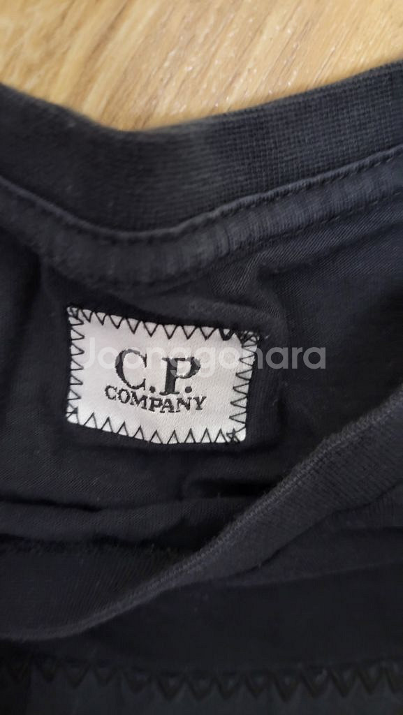 cp컴퍼니 반팔, 시스템옴므 반팔 팝니다.--1