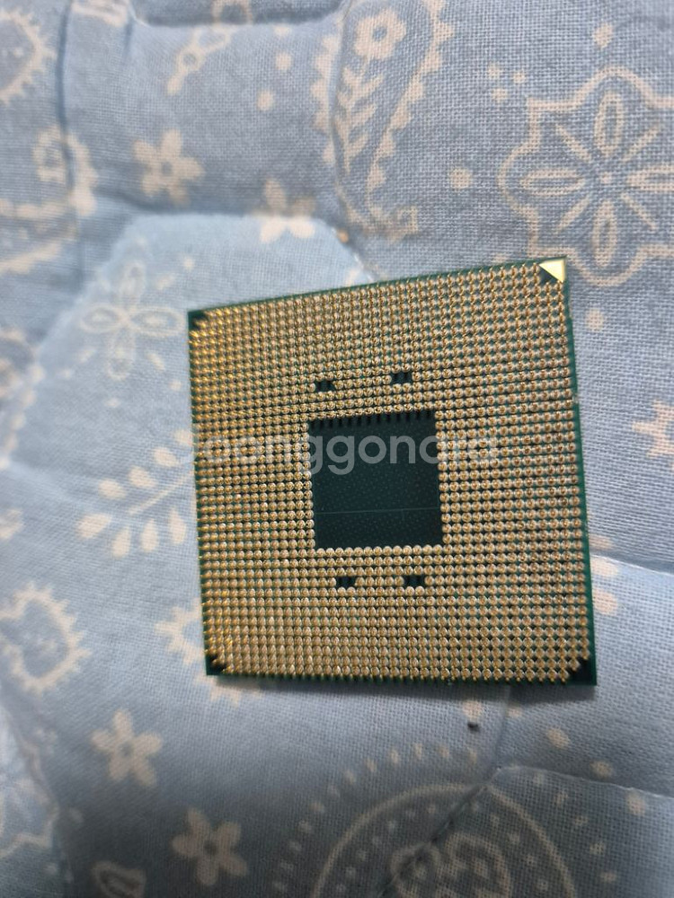 5950x cpu 팝니다--2