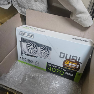 asus 4070 super dual white 미개봉