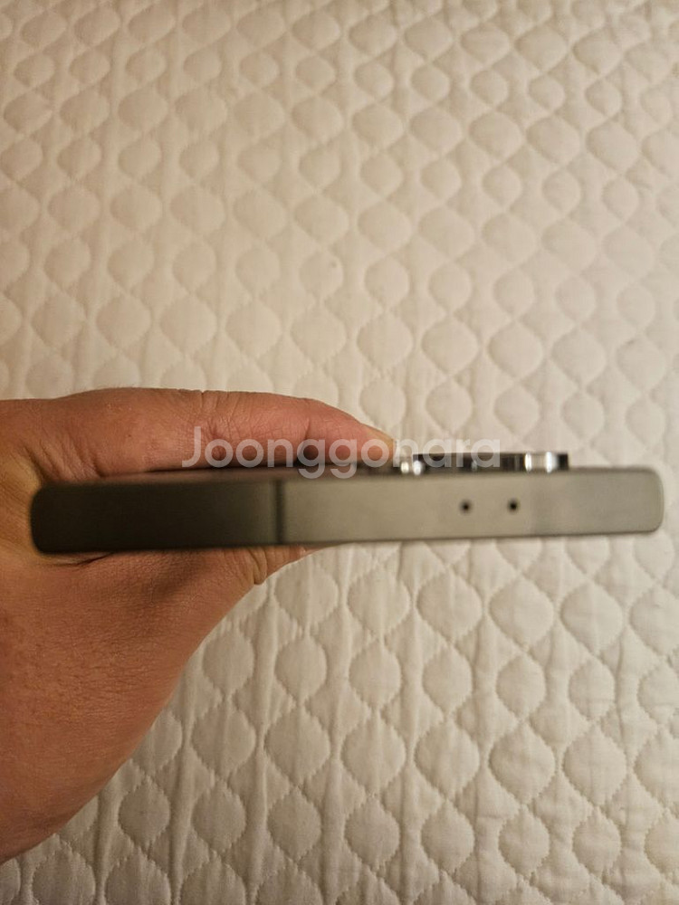 갤럭시s24울트라 1테라 자급제 팝니다.--3