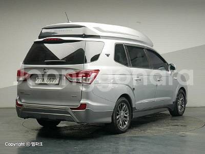 @13년식 코란도 투리스모 2.0 샤토 4WD 11인--2