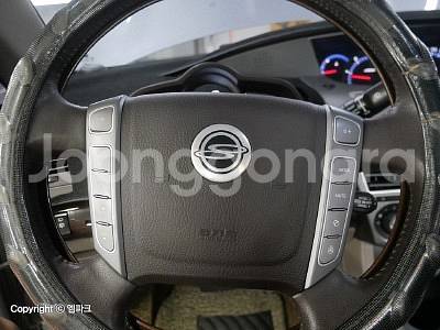 @13년식 코란도 투리스모 2.0 샤토 4WD 11인--7