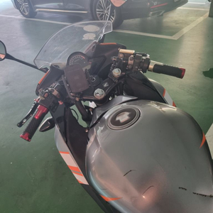 cbr125 11년식 팔아유!