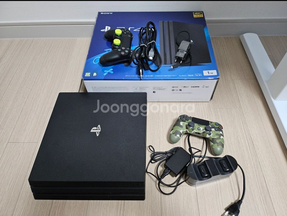 PS4프로 1테라 7218B--5