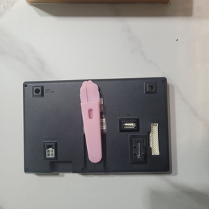 아이나비 R100 네비게이션 팝니다