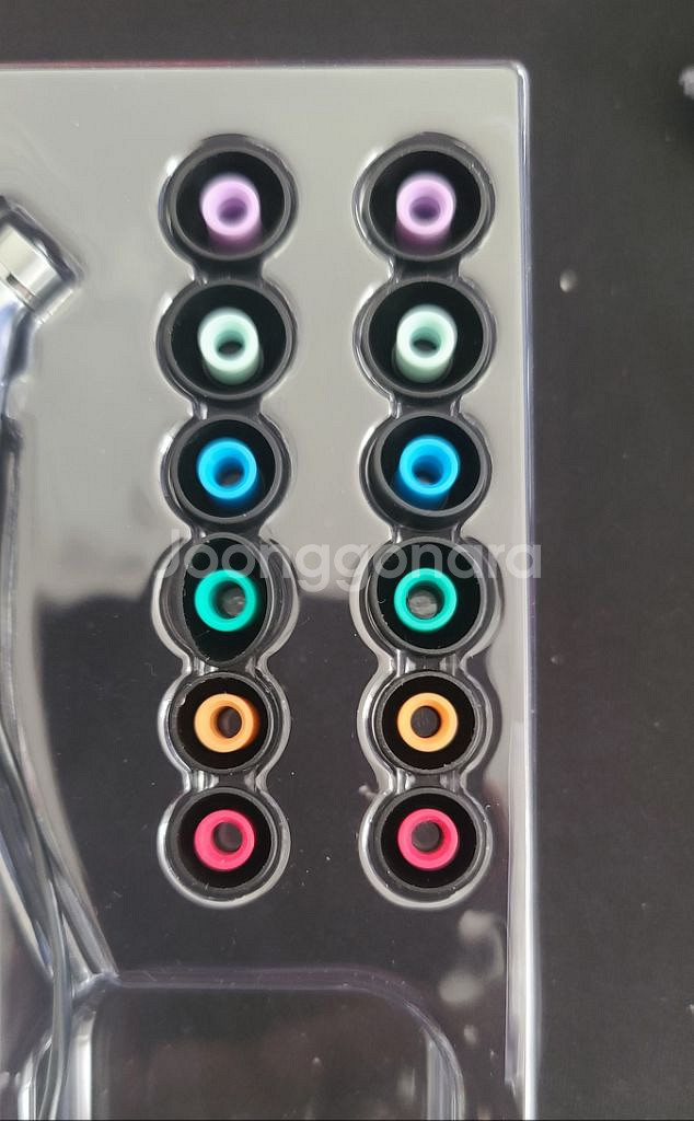 소니 MDR-NC300D 이어폰 풀박스 팝니다--1