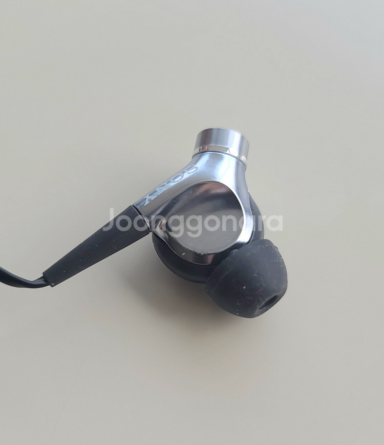 소니 MDR-NC300D 이어폰 풀박스 팝니다--6