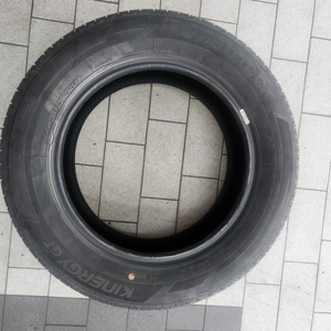 중고타이어 한국185/65R15키너지 1개 팝니다