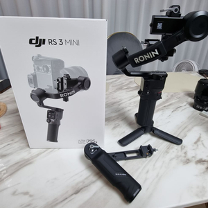 DJI RS 3 MINI 짐벌 + 슬링핸들