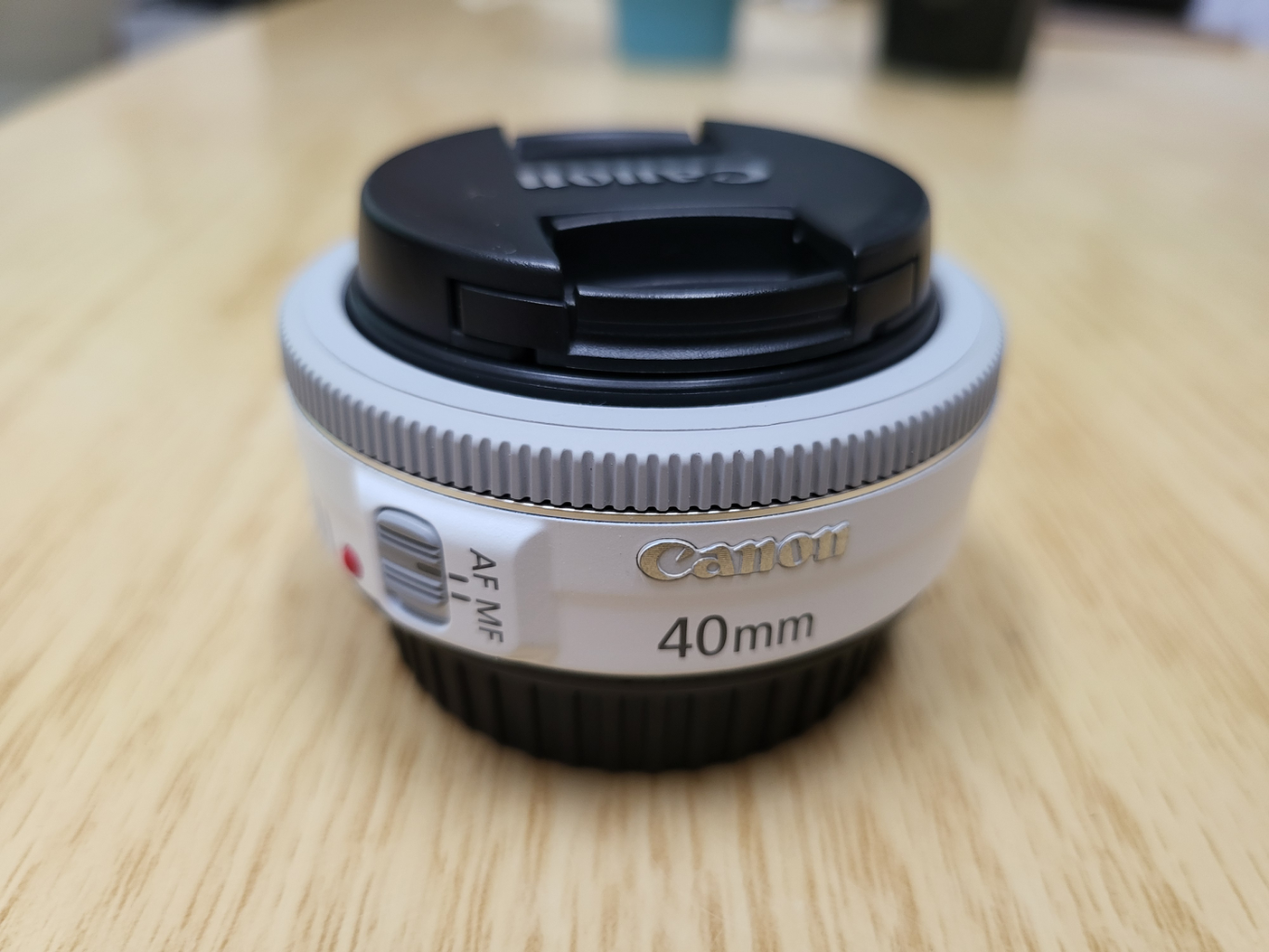 캐논 EF 40mm F2.8 단렌즈, 팬케잌렌즈