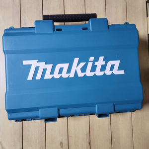 마끼다 makita 충전 임팩트 드라이버