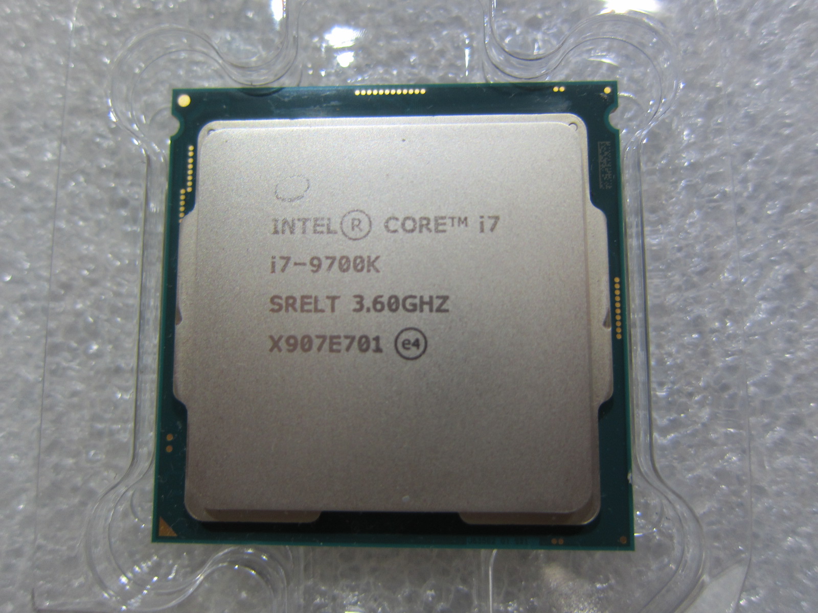 인텔 코어i7-9세대 9700K (커피레이크-R)
