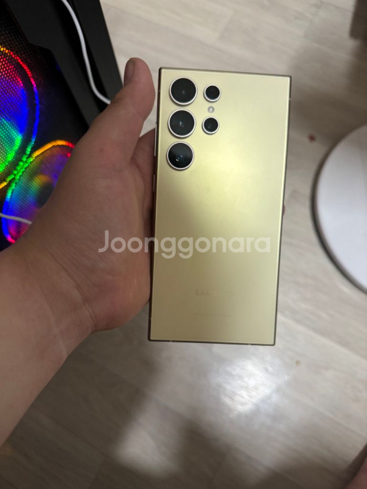 갤럭시s24울트라 자급제 1테라 팝니다--1